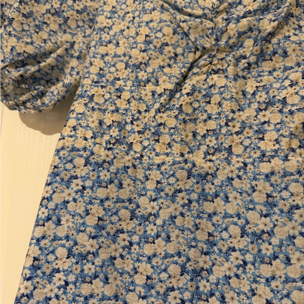 Blu Pepper Light Blue Floral Puff-Sleeve Maxi Dress - Picture 3 of 4